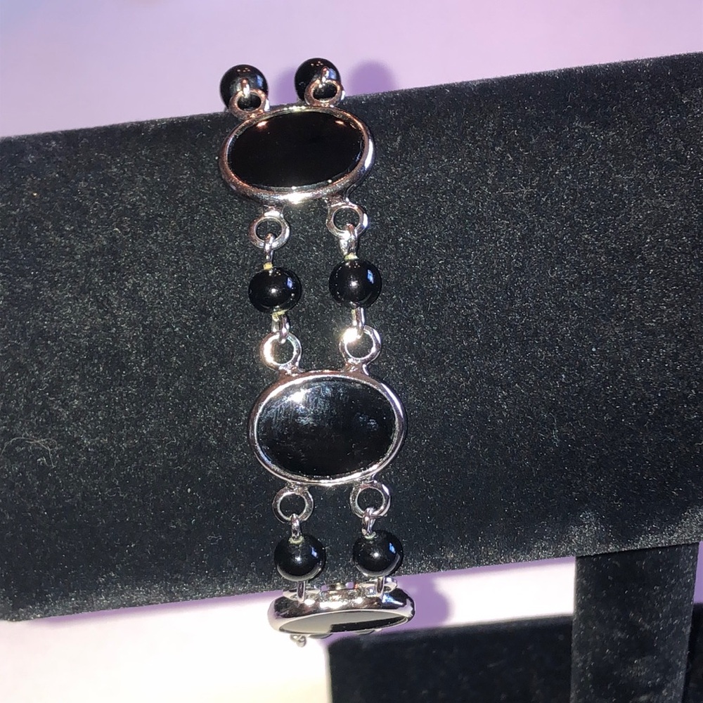 Vintage Silver Tone Black Bead and Stone Bracelet